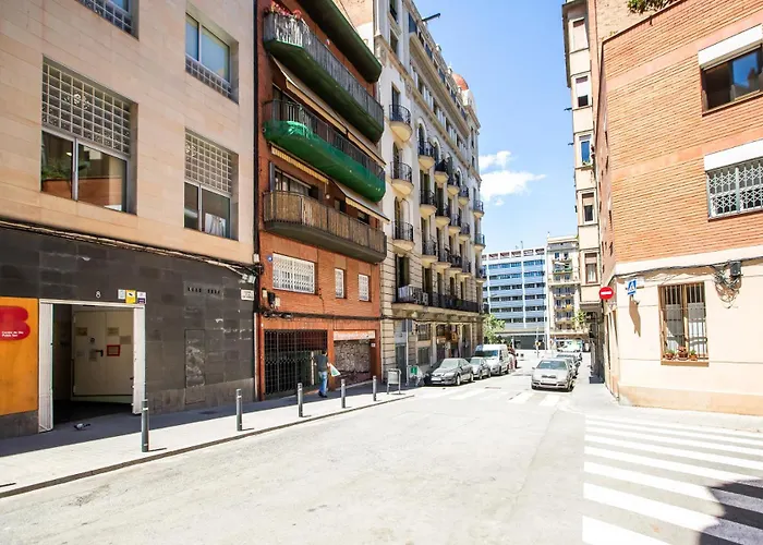11Foh1095 - Cosy Apartment Near Plaza Espana
